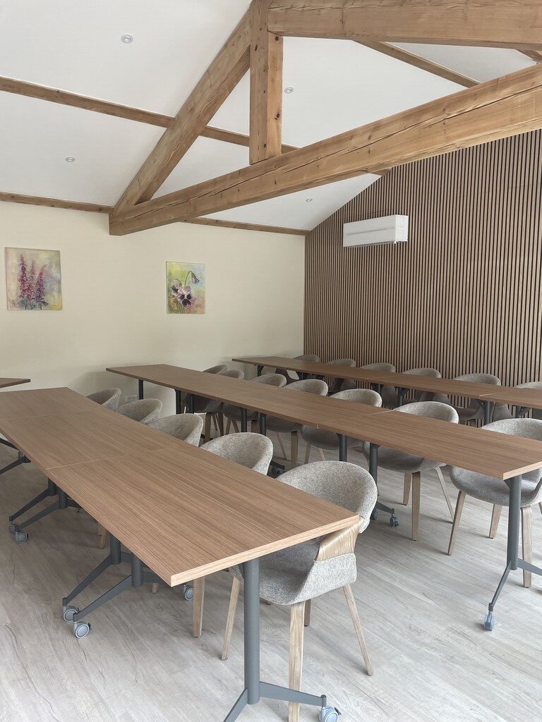 salle-seminaire-haute-loire-IMG_5870